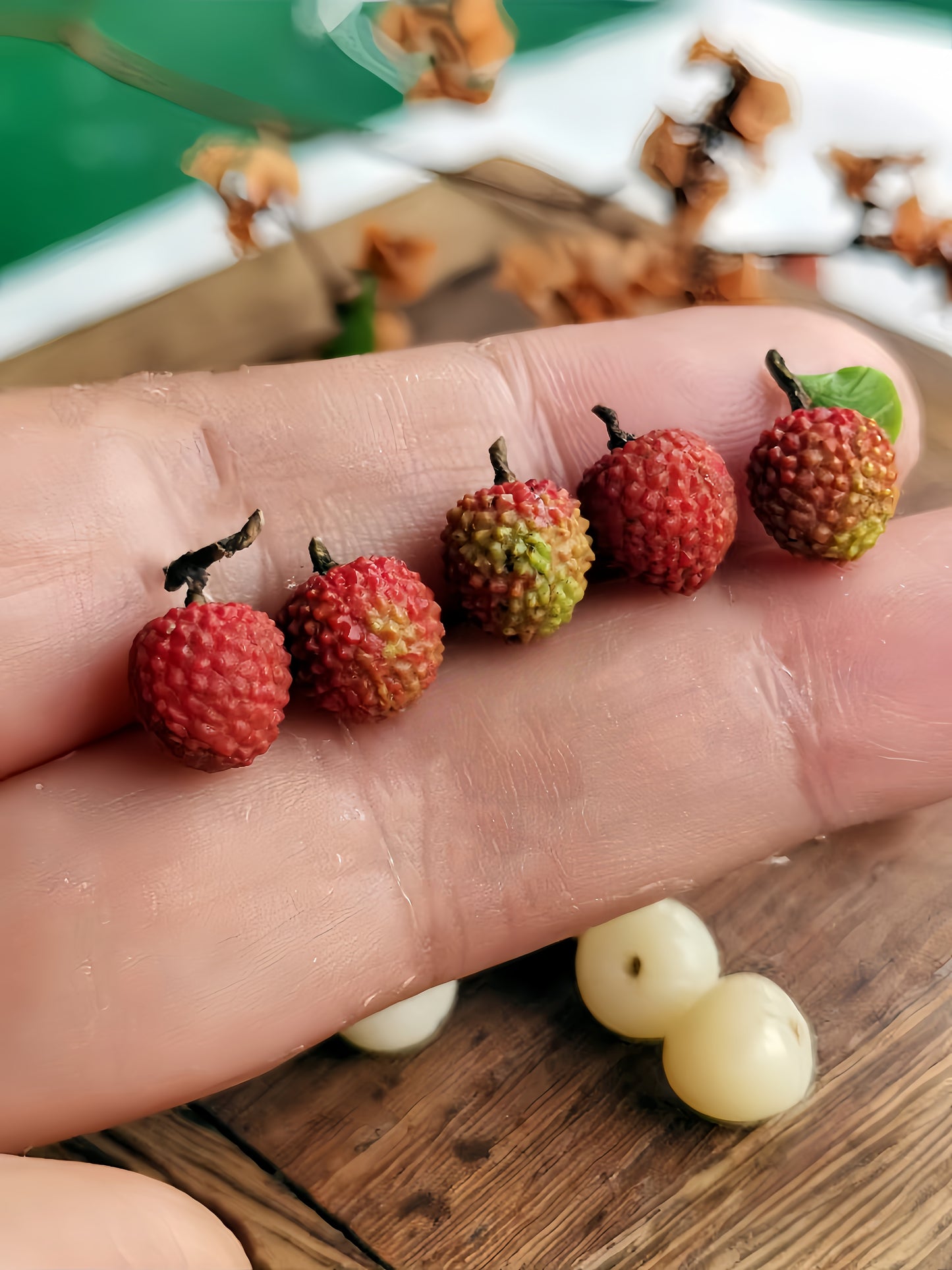 15Pcs Miniature Lychee Set – Hand-Sculpted 1:12 Scale Dollhouse Lychees with Bumpy Red Shell, Translucent White Flesh and Dark Seed, Realistic Tropical Fruit Miniatures for Dioramas & Polymer Clay Art