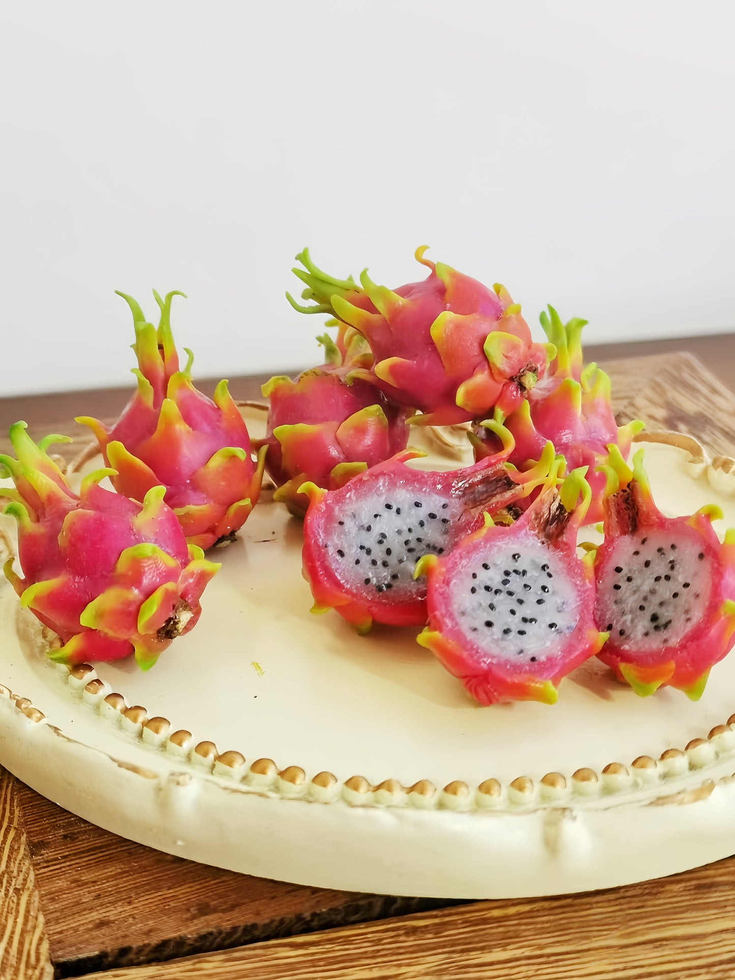 3PCS Miniature Dragon Fruit – Hand-Sculpted 1:12 Scale Dollhouse Pitaya with Realistic Pink Skin and Black Seeds, Tiny Tropical Fruit for Dioramas & Polymer Clay Food Miniatures (Whole / Halved)