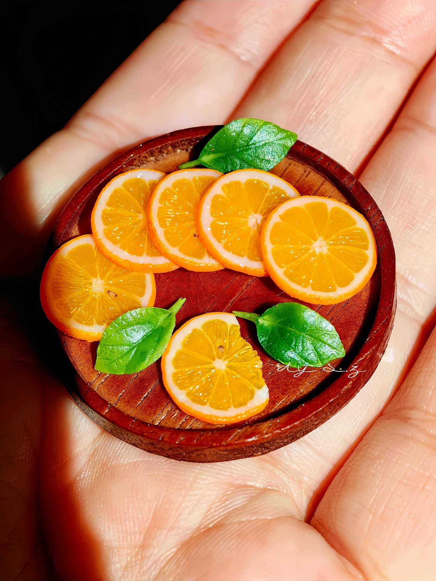 6Pcs Miniature Lemons Set – Realistic 1:12 Scale Dollhouse Lemons with Heart-Shaped Slice, Tiny Fake Fruit for Dioramas, Polymer Clay Food Miniatures