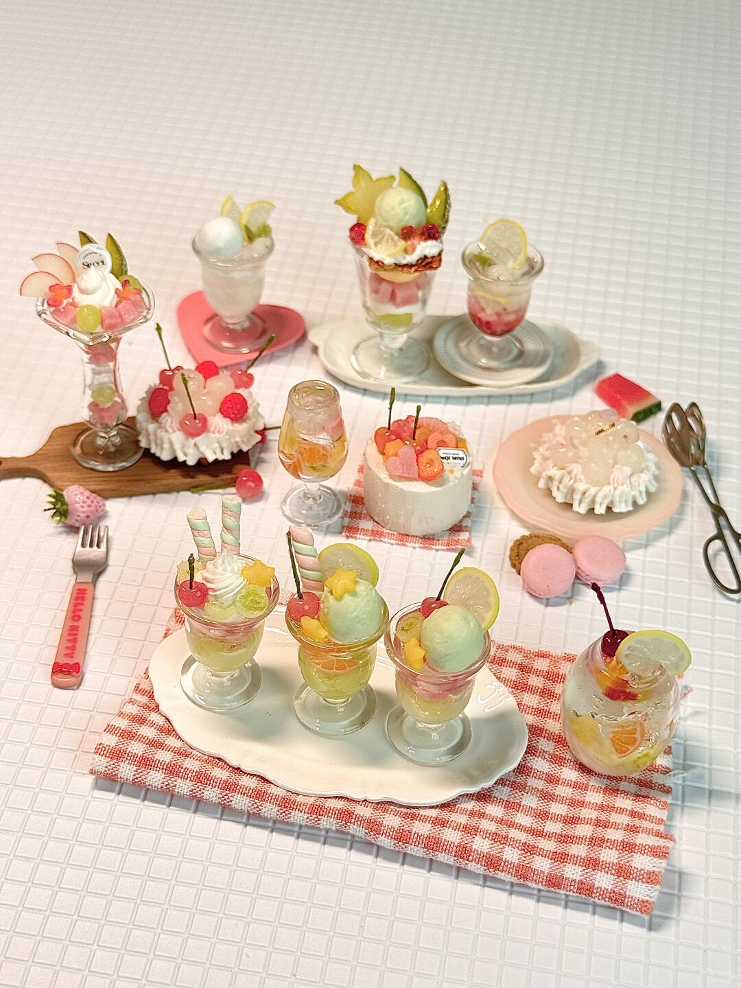 1:6 Scale Miniature Lemon Citrus Café Collection – 12 Styles Dollhouse Soda Cup, Melon Parfait, Cream Cake & Ice Cream Set, Handmade Polymer Clay Kawaii Summer Food for Blythe BJD Diorama | Pick Your Style