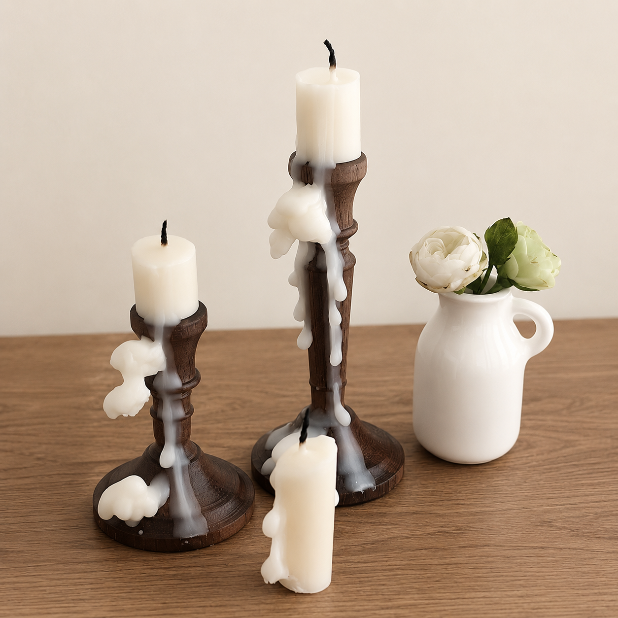 FDMINI Mini Walnut Candlestick Holder Set – 2 Wooden Candle Holders + 3 Real Candles for 1/6 1/8 1/12 Scale Dollhouse, BJD & Blythe Doll Scenes
