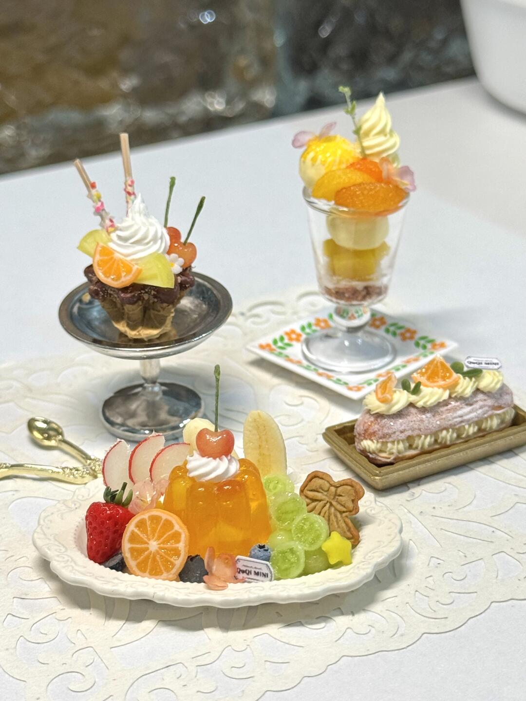 1:6 Scale Miniature Orange Citrus Dessert Set – Dollhouse Chocolate Sundae Cup, Orange Parfait, Fruit Jelly Platter & Orange Cream Puff, Handmade Polymer Clay Café Food for Blythe BJD Diorama