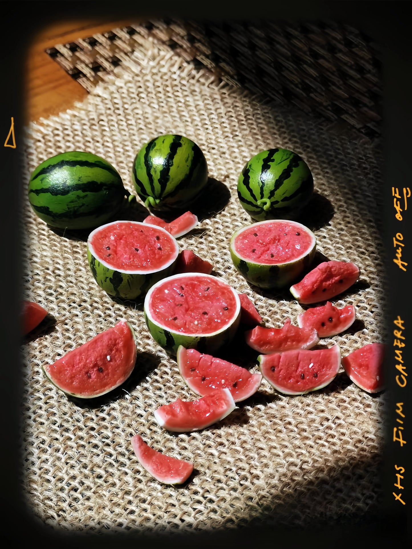 7Pcs Miniature Watermelon Set – Hand-Sculpted 1:6 Scale Watermelon, Whole/Halved/Sliced/Bitten, Realistic Summer Fruit for Blythe & Barbie Dioramas, Resin Jewelry & Polymer Clay Miniatures