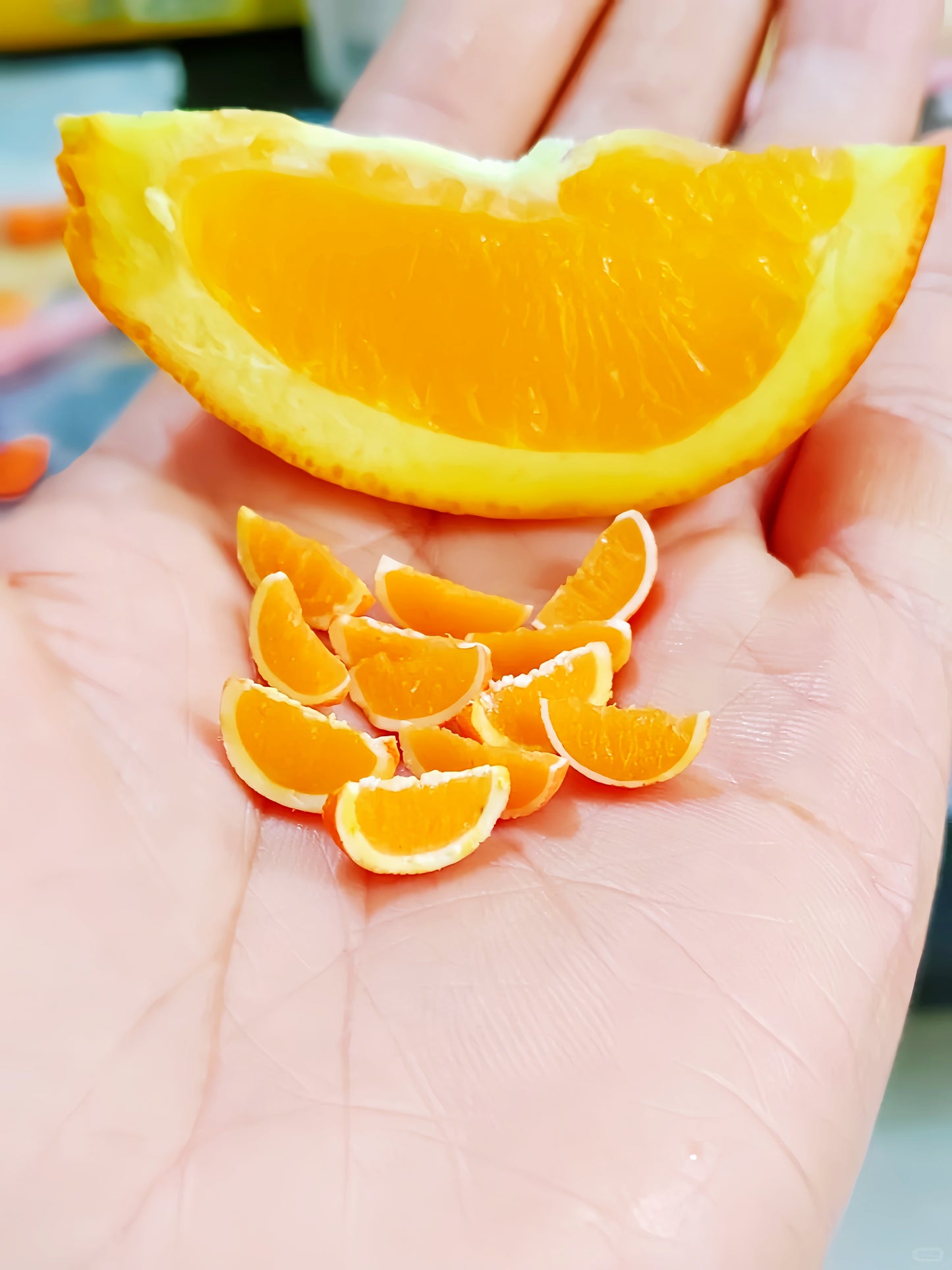 6Pcs Miniature Orange Set – Hand-Sculpted 1:6 Scale Dollhouse Oranges, Halved, Hollow Juiced Shell and Wedge, Realistic Tiny Citrus for Blythe & Barbie Dioramas, Resin Jewelry & Polymer Clay Food Miniatures