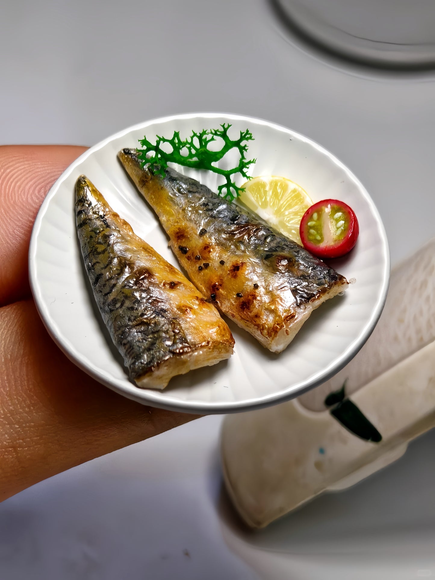 Miniature Grilled Mackerel - Hand-Sculpted 1:6 Scale Japanese Saba Shioyaki with Lemon, Cherry Tomato & Garnish on Plate, Realistic Tiny Fish Food for Blythe & Barbie Dioramas, Polymer Clay Food