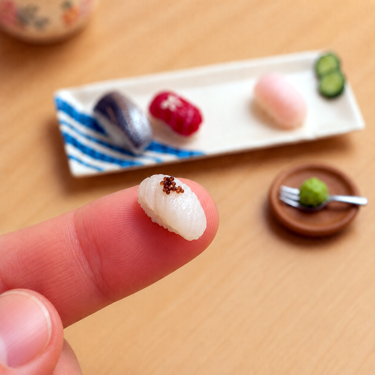 1:6 Scale Miniature Sushi Set – Dollhouse Nigiri 4-Piece Platter with Cucumber, Mini Food for Blythe BJD Dolls & Dioramas