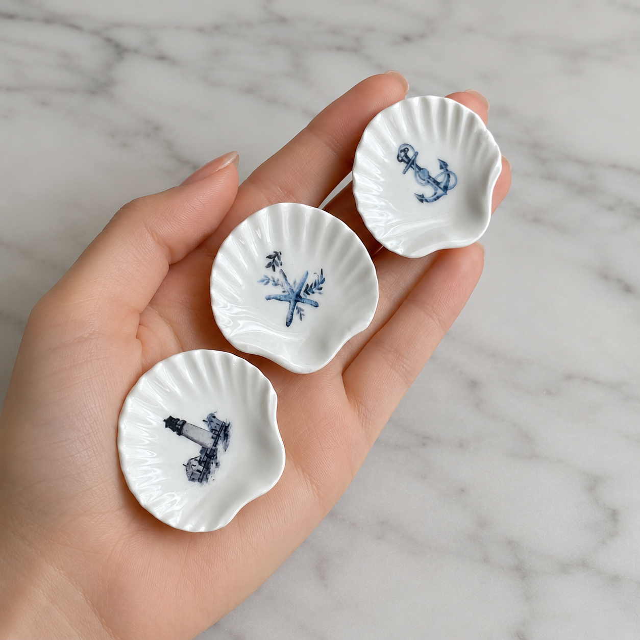 FDMINI Mini Ceramic Plates – 6 Coastal Shell & Embossed Floral Designs Miniature Dish Props for 1:6 Scale Dollhouse, BJD & Blythe Scenes