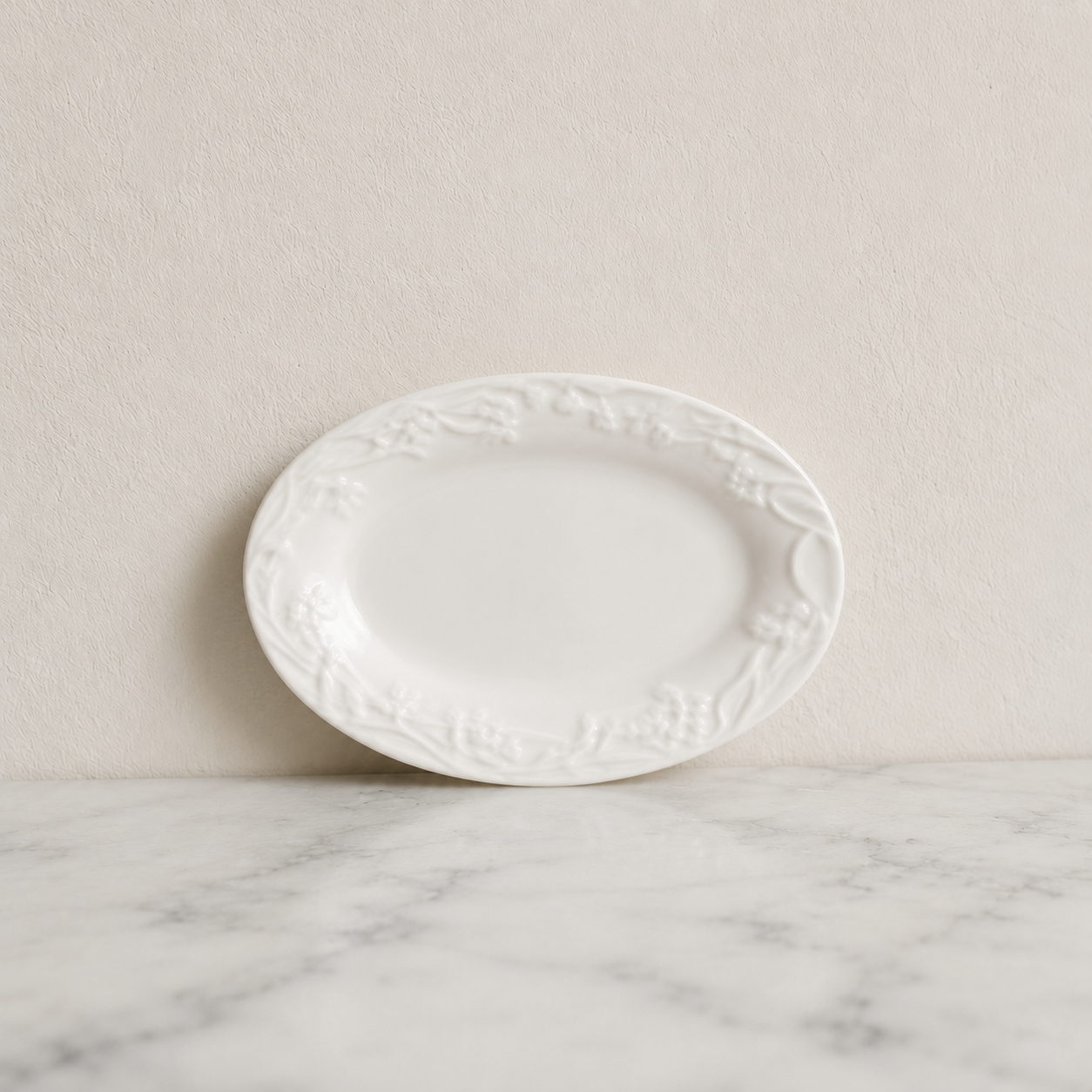 FDMINI Mini Ceramic Plates – 6 Coastal Shell & Embossed Floral Designs Miniature Dish Props for 1:6 Scale Dollhouse, BJD & Blythe Scenes