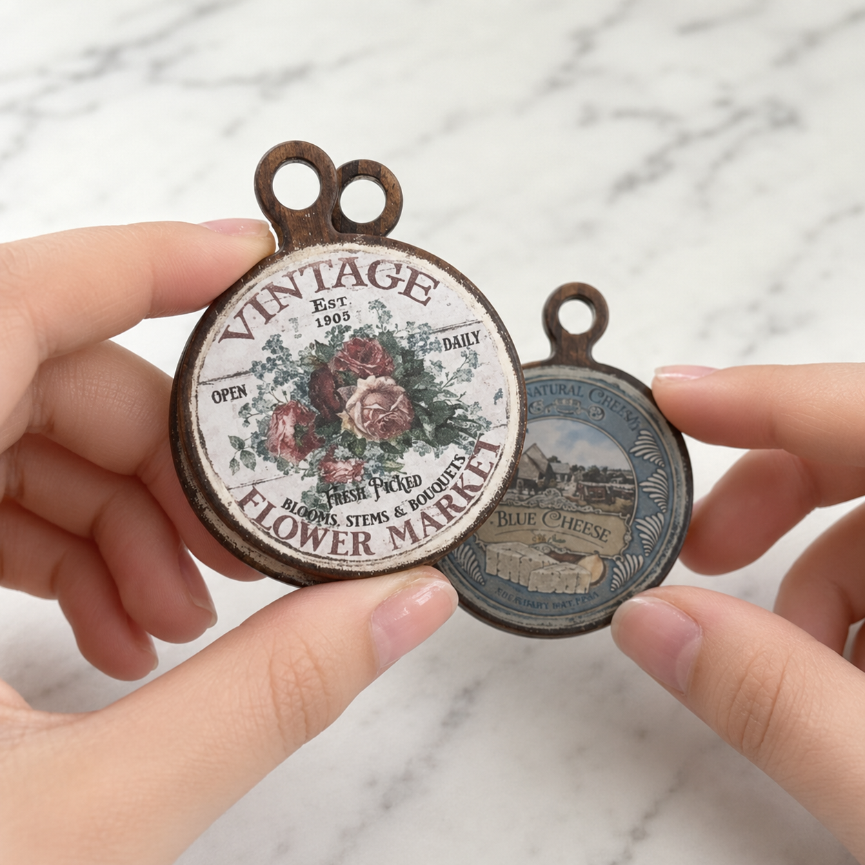 FDMINI Mini Vintage Round Cutting Boards – 6 Farmhouse Designs Miniature Kitchen Signs for 1:6 Scale Dollhouse, BJD & Blythe Scenes
