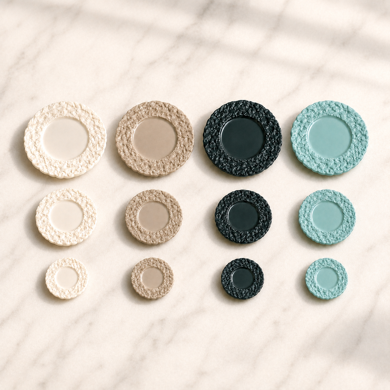 FDMINI Mini Round Stone-Texture Plates – 4 Colors × 3 Sizes Miniature Steak Plate & Charger for 1:6 Dollhouse, BJD & Blythe Scenes