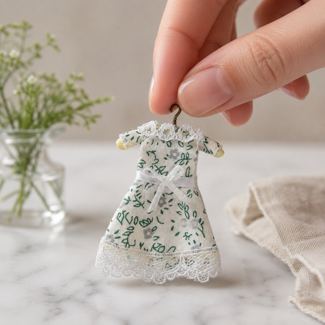 FDMINI Mini Floral Dress – 4 Prints Miniature Lace-Trim Doll Dress on Hanger for 1:12 Dollhouse Wardrobe & Diorama Scenes