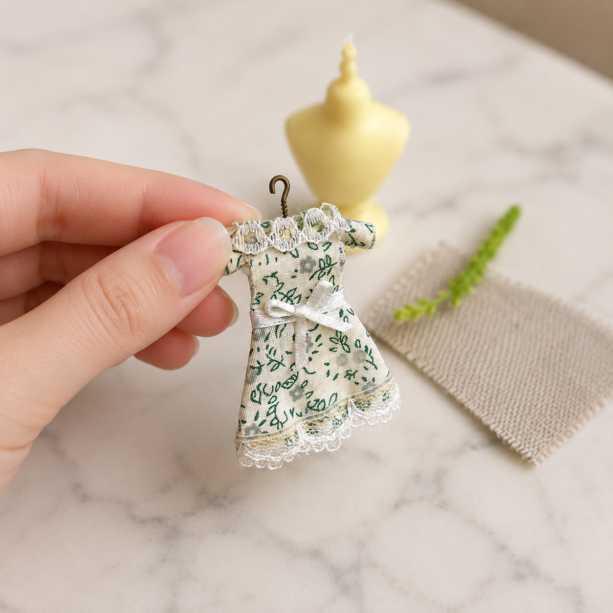 FDMINI Mini Floral Dress – 4 Prints Miniature Lace-Trim Doll Dress on Hanger for 1:12 Dollhouse Wardrobe & Diorama Scenes