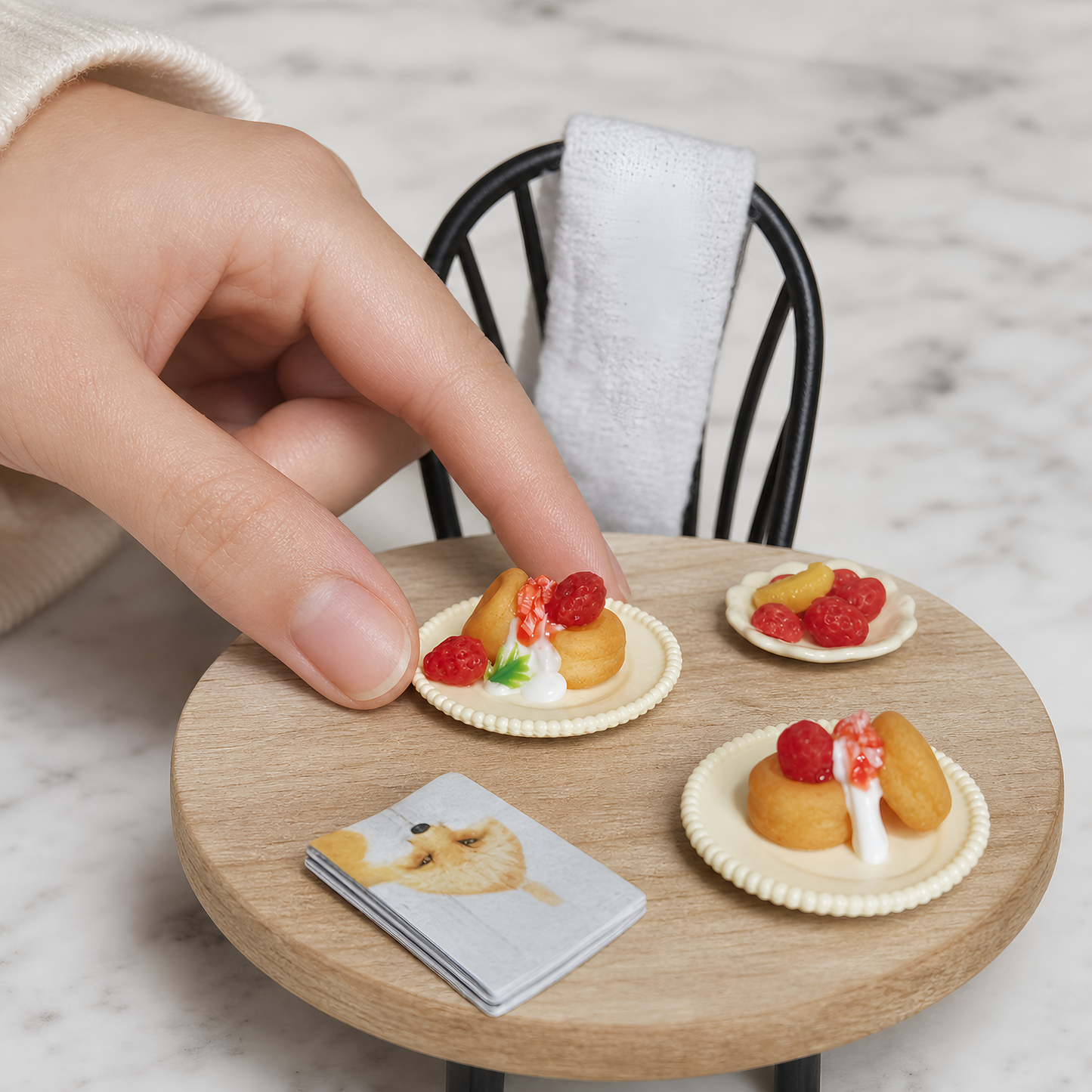FDMINI Mini Waffle & Soufflé Pancake Plates – 2 Styles Realistic Miniature Dessert Food Props for 1:12 Scale Dollhouse Café & Afternoon Tea Scenes
