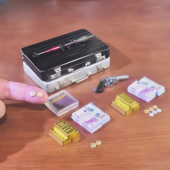 1:6 scale miniature vintage treasure display case fdmini